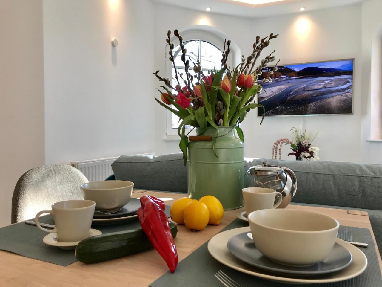 Heinrich Apartment